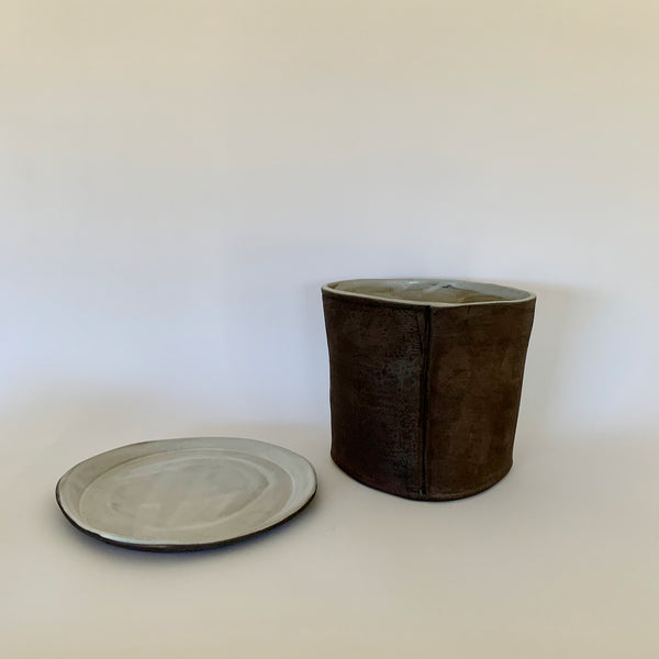 6" White Faux Bois Planter with Tray