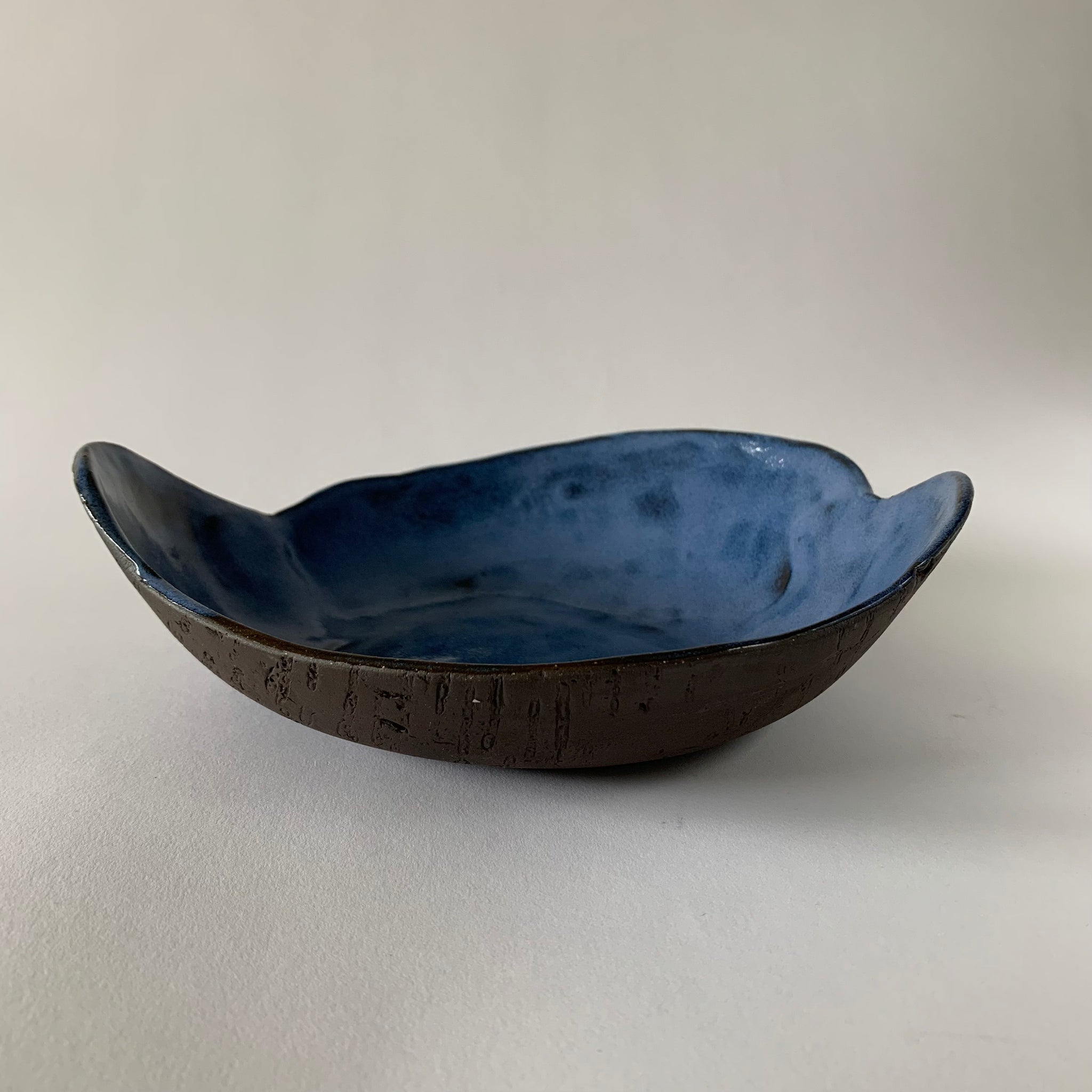 Dark Brown & Blue Birch Fruit Bowl